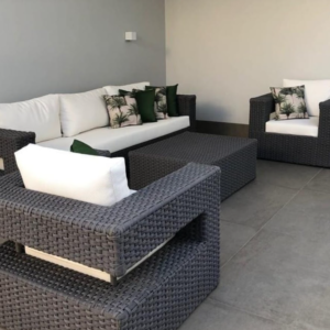 Sofá Premium 3 lugares + 2 Poltronas revestimento em Vime